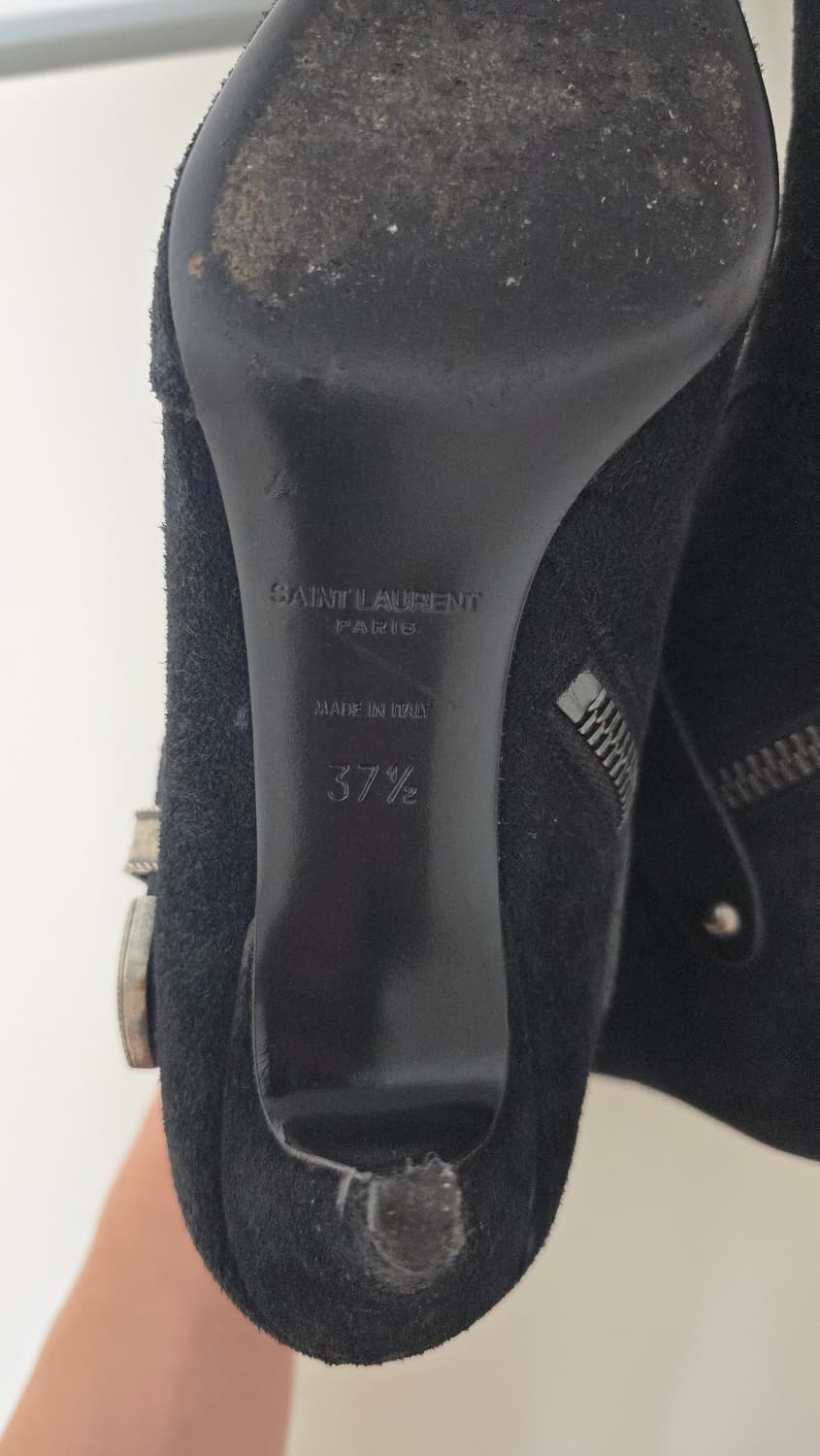 생로랑 샬롯 55 스웨이드 웨스턴 버클 앵클 부츠 37.5 팝니다 상품이미지5