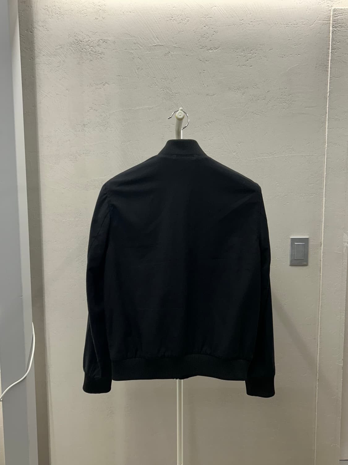 코스(cos) 블랙 봄버 자켓 상품이미지3