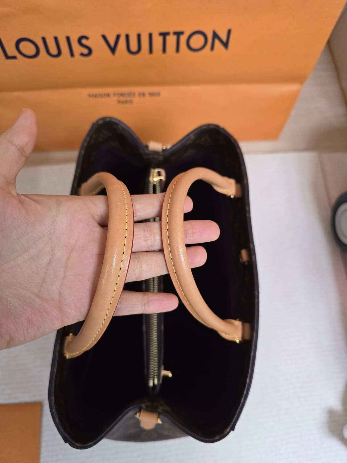 루이비통 몽테뉴 gm 숄더백 상품이미지5