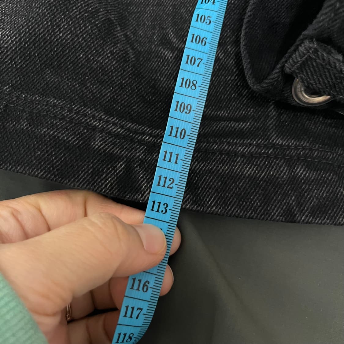 BLR 비엘알 블랙 워싱 아일렛 데님 팬츠  상품이미지5