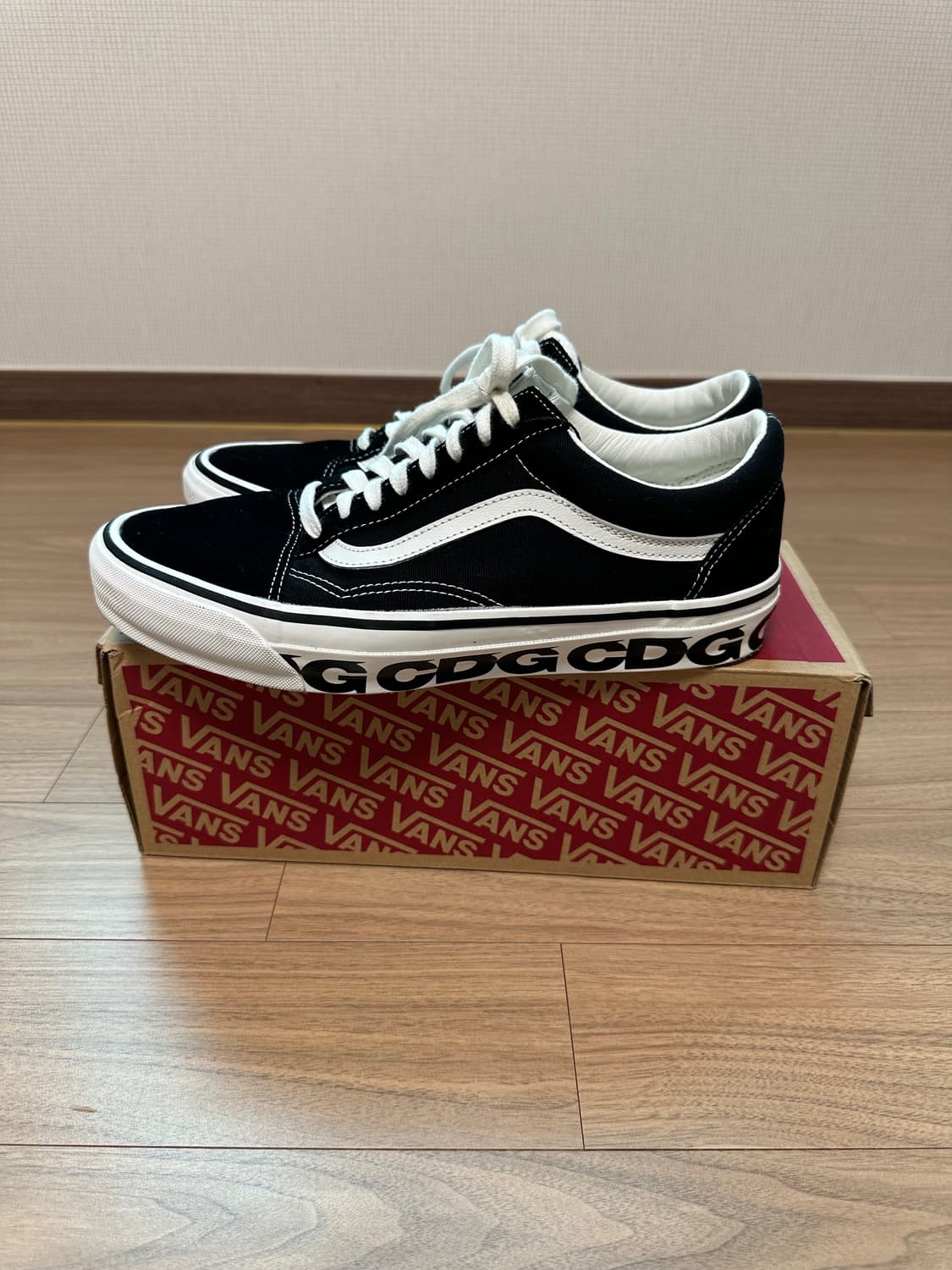 반스 CDG OTW 꼼데 올드스쿨 블랙 285 상품이미지1