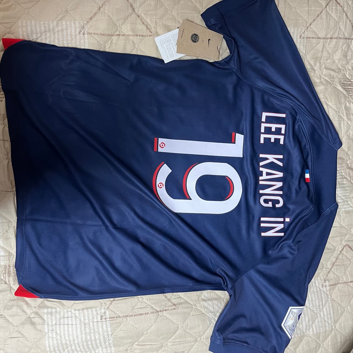 23-24 psg 이강인 유니폼 m 새상품 팝니다 상품이미지4