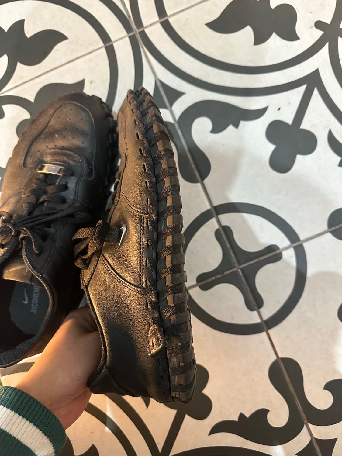 자크뮈스에어포스블랙270 상품이미지3