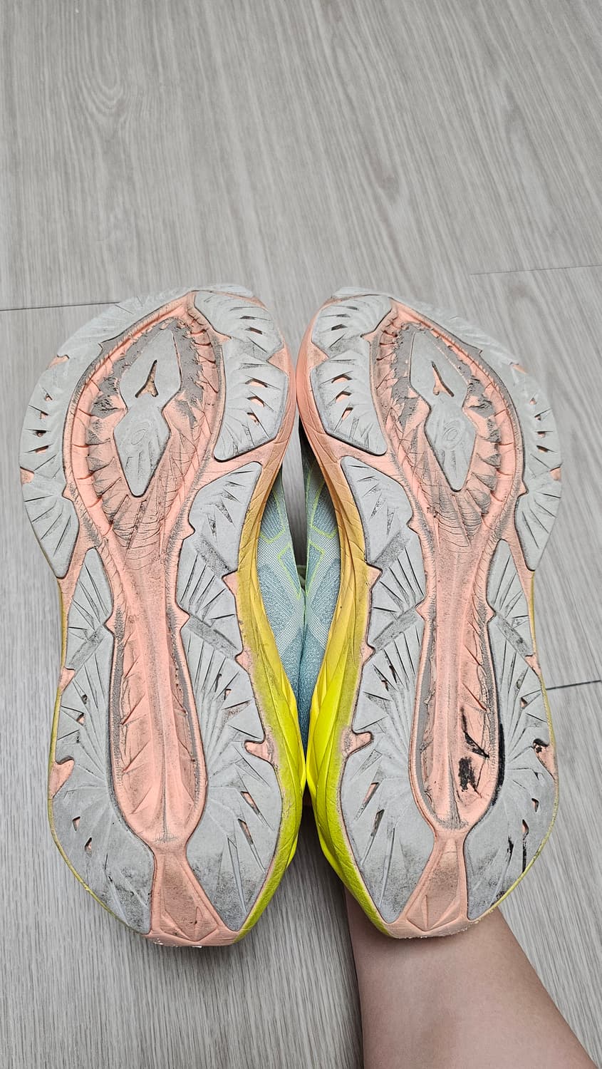 아식스 노바블라스트4 260사이즈 상품이미지4