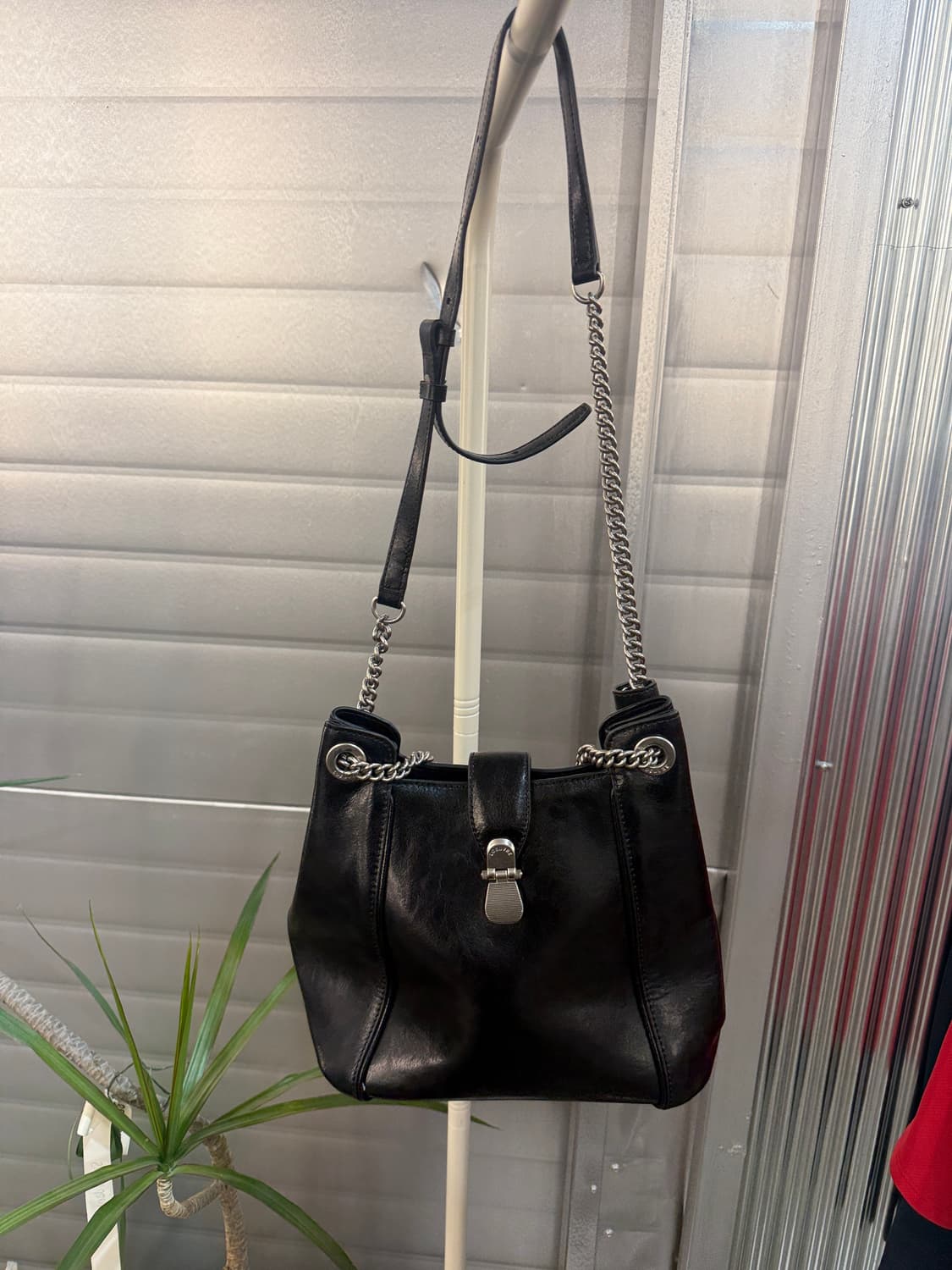 루에브르 Sac de Sortie 버킷백 블랙 상품이미지5