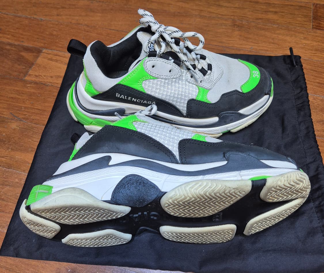 발렌시아가 트리플S 스니커즈 상품이미지4