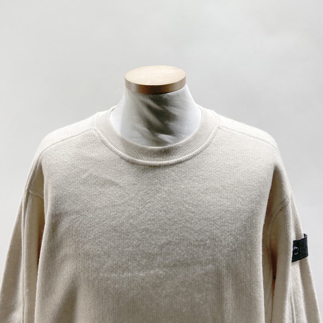 게스 남성 스웻맨투맨 베이지 최상 L 상품이미지2