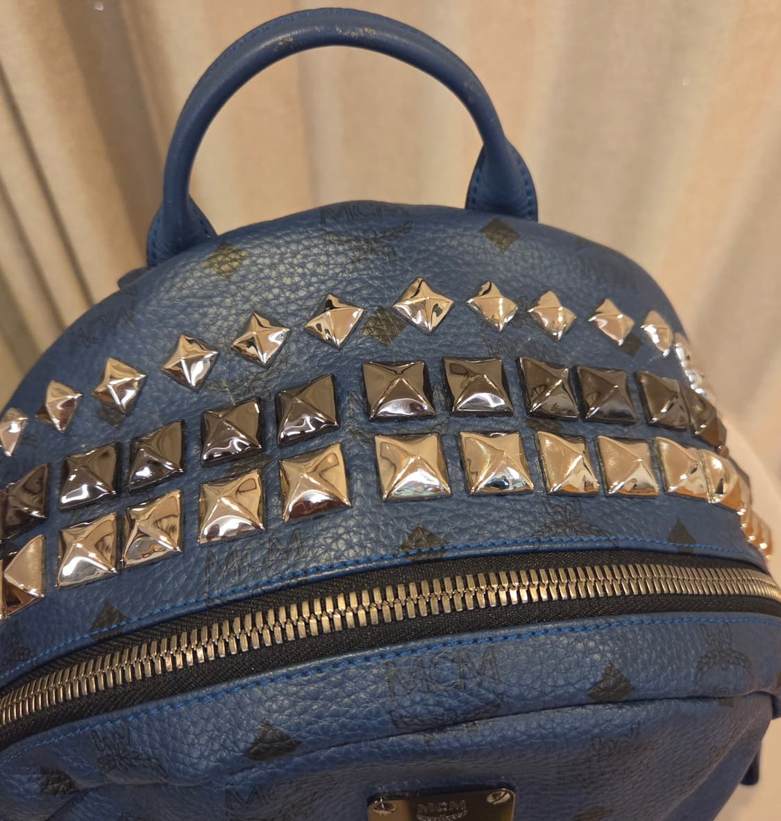 mcm 비세토스 스터드 백팩 상품이미지2