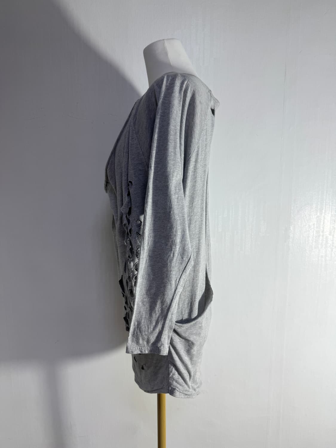 Glad news 컷아웃 스컬 롱슬리브 y2k punk 펑크 아방가르드 상품이미지3