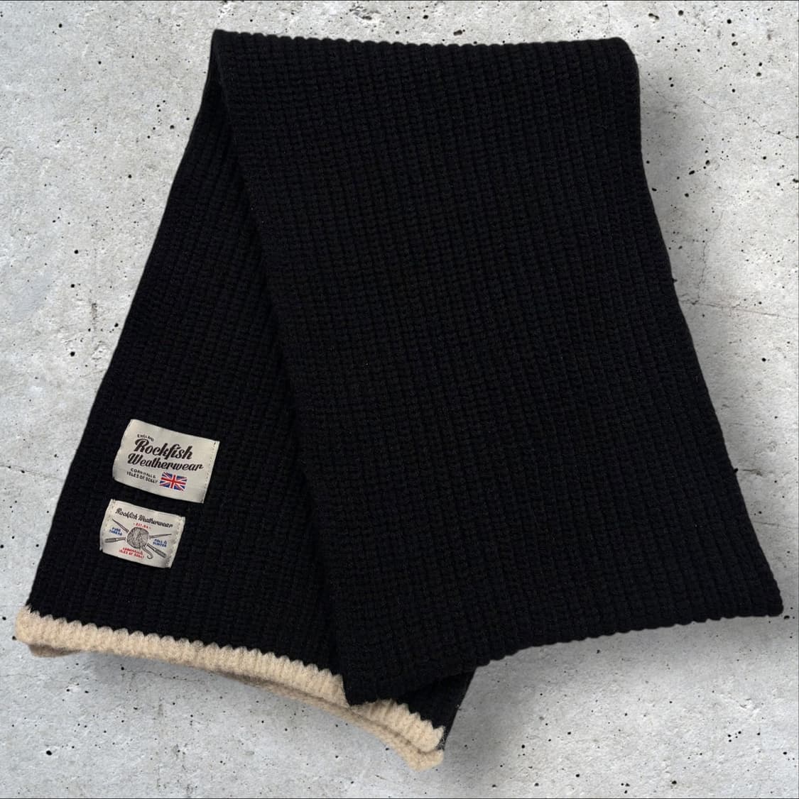 락피쉬 웨더웨어 블랙 머플러 상품이미지1