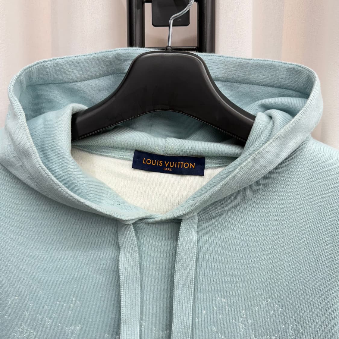 [백화점판/L] 루이비통 모노그램 그라디언트 후드티 상품이미지3