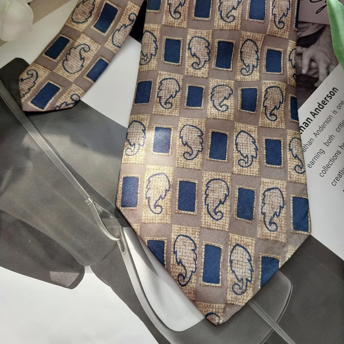 발망 실크 베이지&브라운&블루 패턴 넥타이 9.3cm A+등급 K1365 상품이미지3