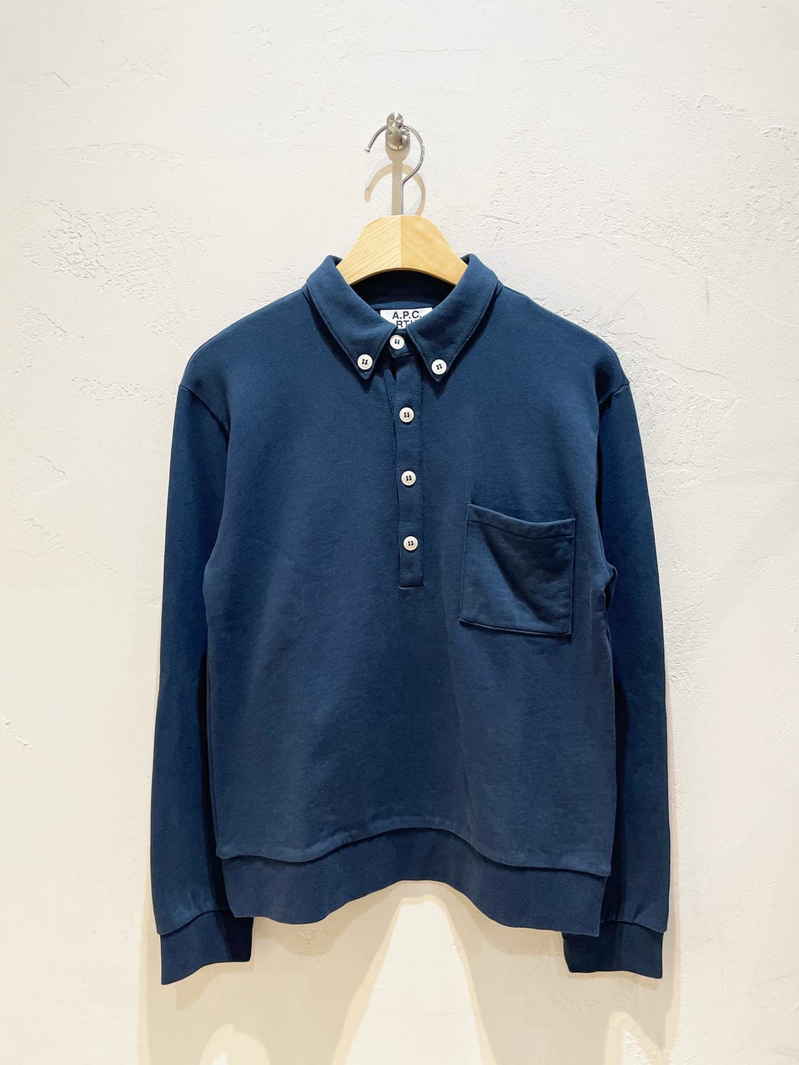 A.P.C. x RTH POLO 콜라보 카라 맨투맨 A990 상품이미지1