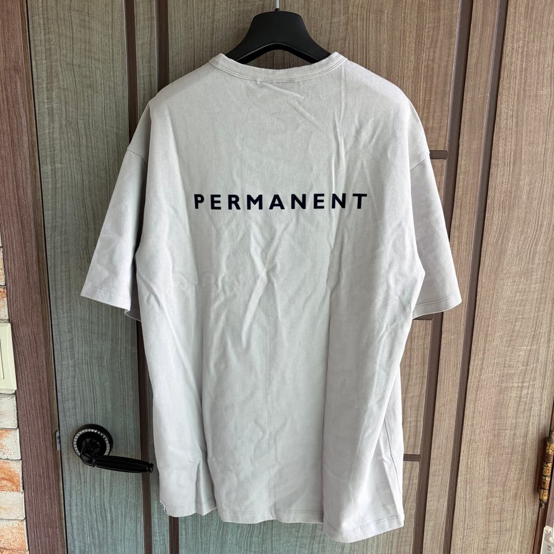 새상품(S)이스트로그 퍼머넌트 루즈핏 로고 반팔티셔츠 라이트그레이 상품이미지1