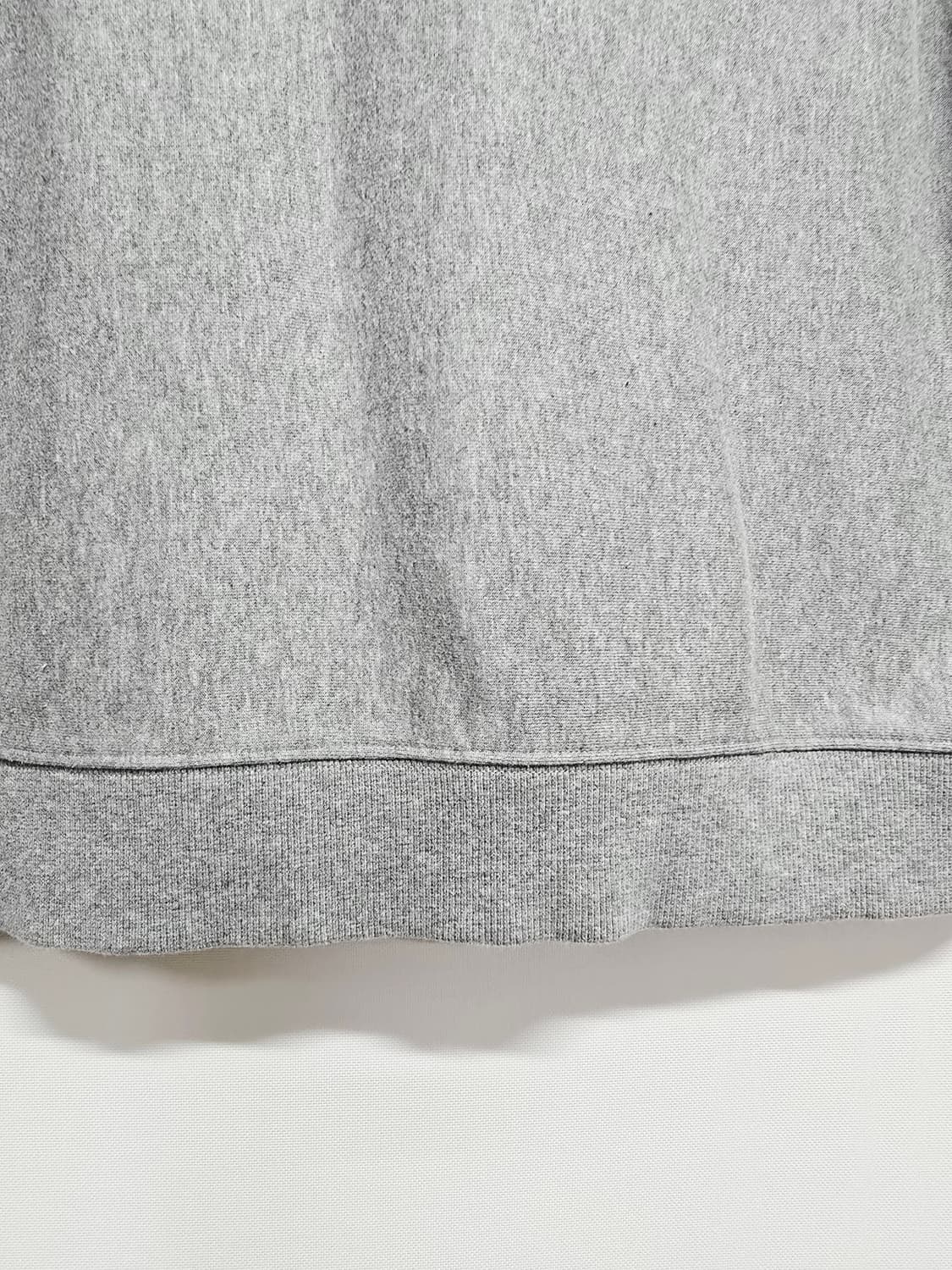 헤지스 스트라이프 패턴 맨투맨 티셔츠105 상품이미지6