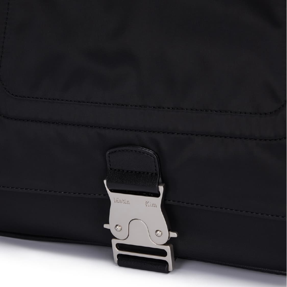 마뗑킴 BUCKLE BAG BLACK 상품이미지3