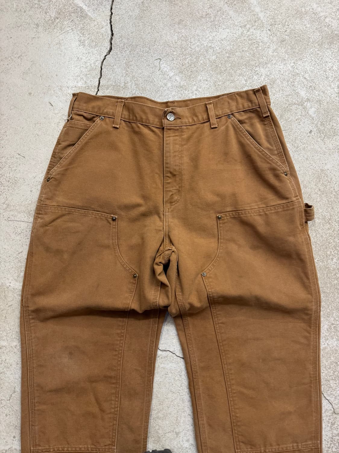 칼하트 B136 BRN 더블니 워크팬츠 상품이미지3