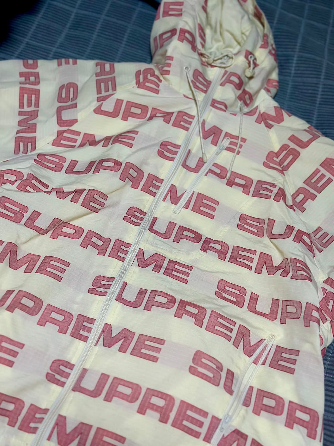 슈프림 로고 립스탑 후드 자켓 상품이미지3