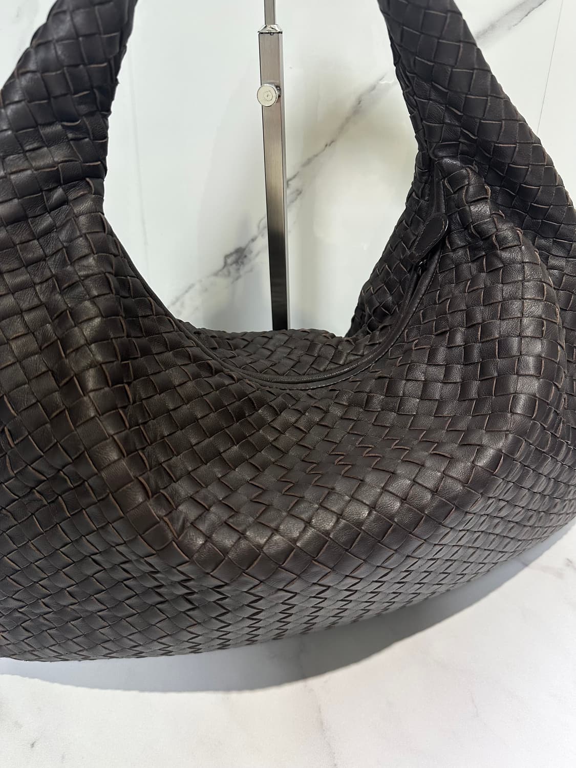 [A+ 정품] 보테가베네타 인트레치아토 호보백 상품이미지4