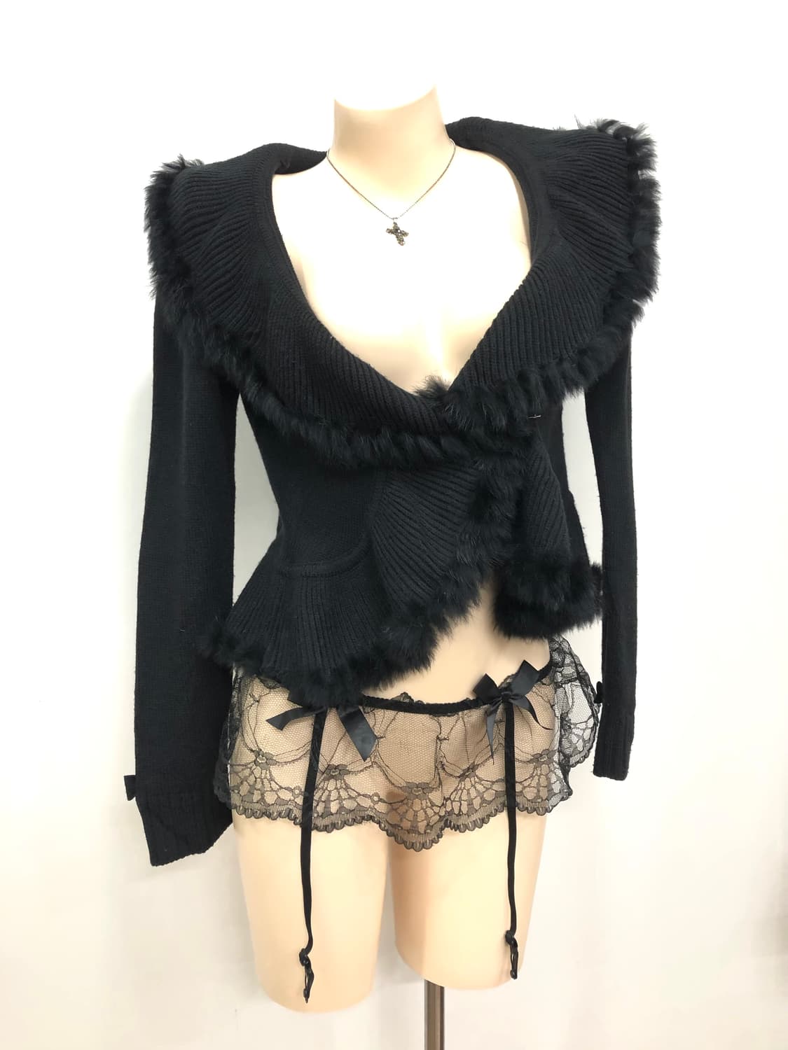 black rabbit fur trimmed cardigan 상품이미지2