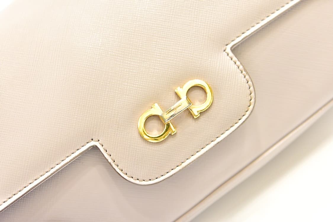 페라가모 간치니 루시아나 체인 숄더백 (정품) 상품이미지9