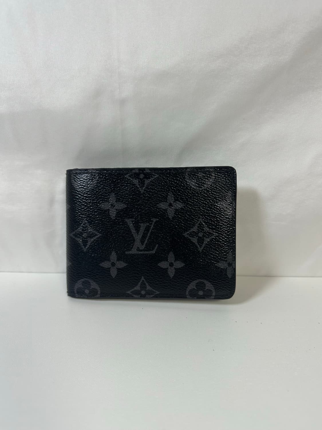 루이비통 이클립스 반지갑 블랙 (OS) 상품이미지1