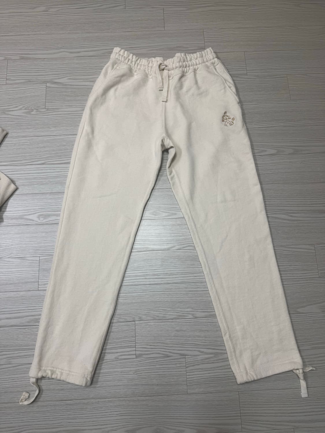 드레익스 에임레온도르 바지 사이즈S 상품이미지1