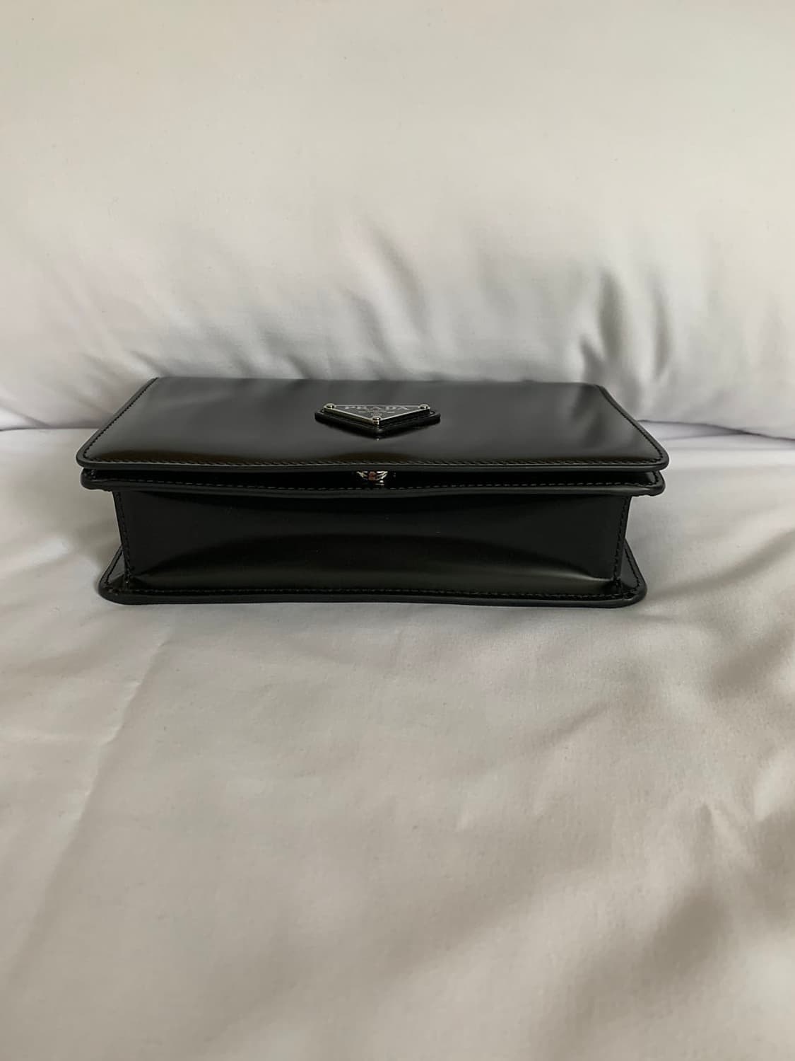 프라다 브러쉬드 레더 스파졸라토 체인 숄더백 상품이미지6