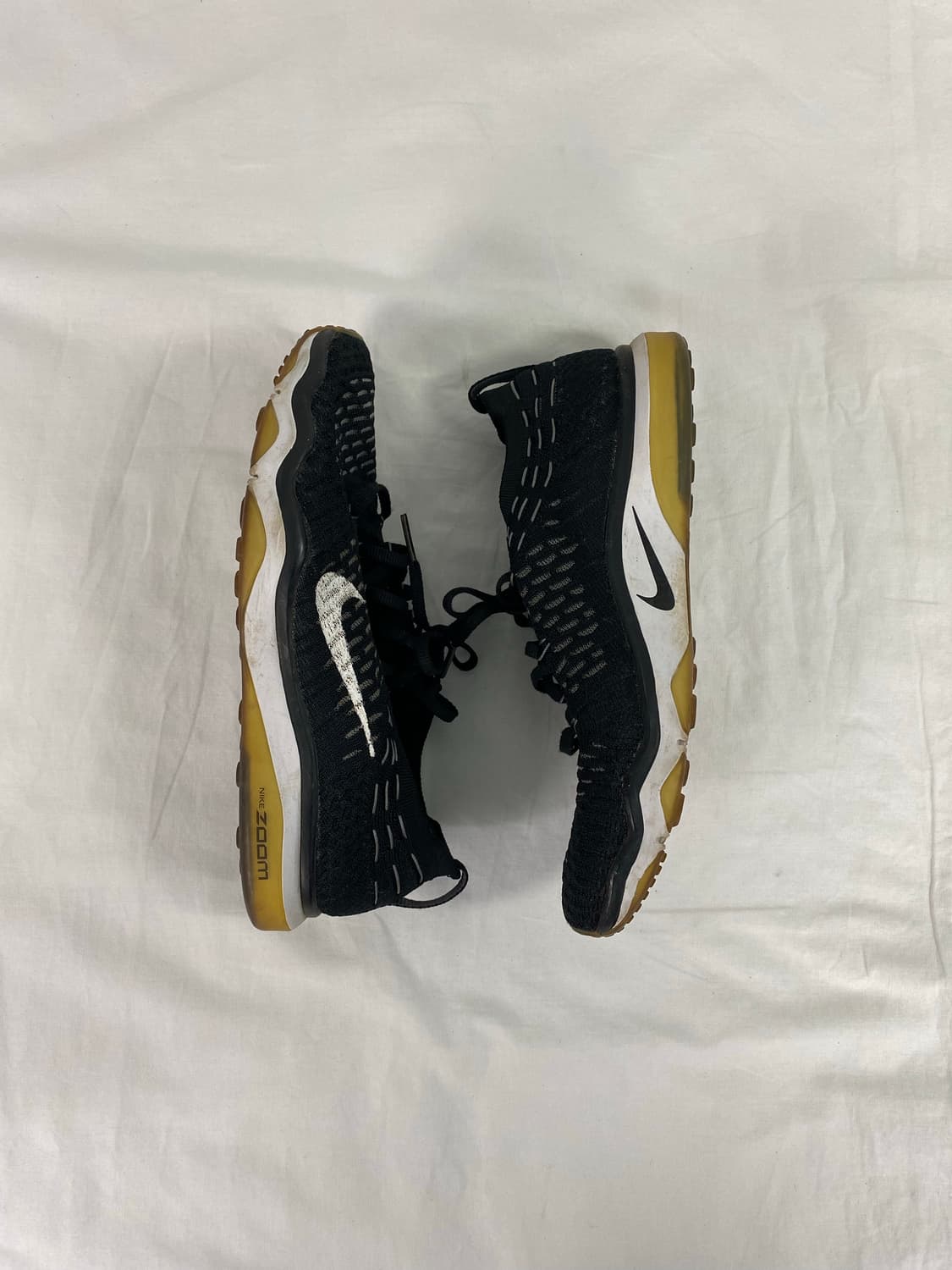 나이키 줌 피어리스 플라이니트 검흰 240 상품이미지1