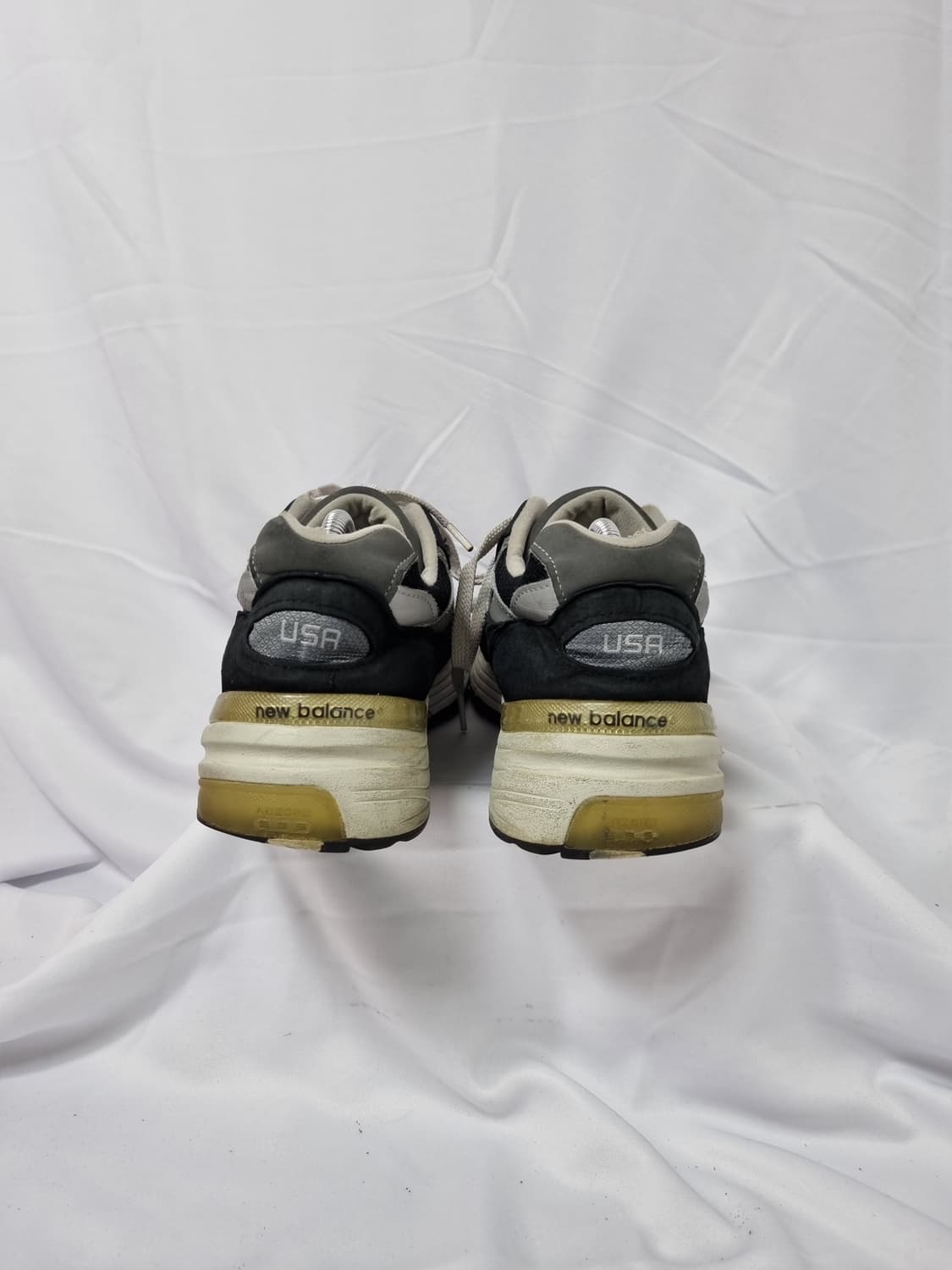 275 뉴발란스 992 USA 블랙 그레이 스니커즈 상품이미지3