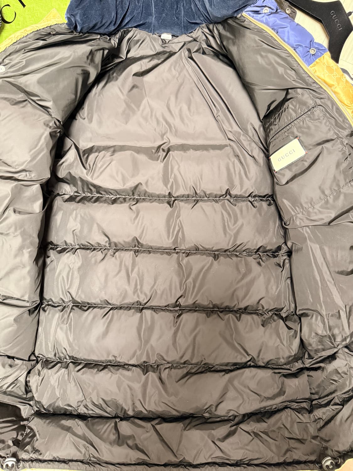 구찌 GG로고 자카드 구스다운 롱패딩 100-105 상품이미지3