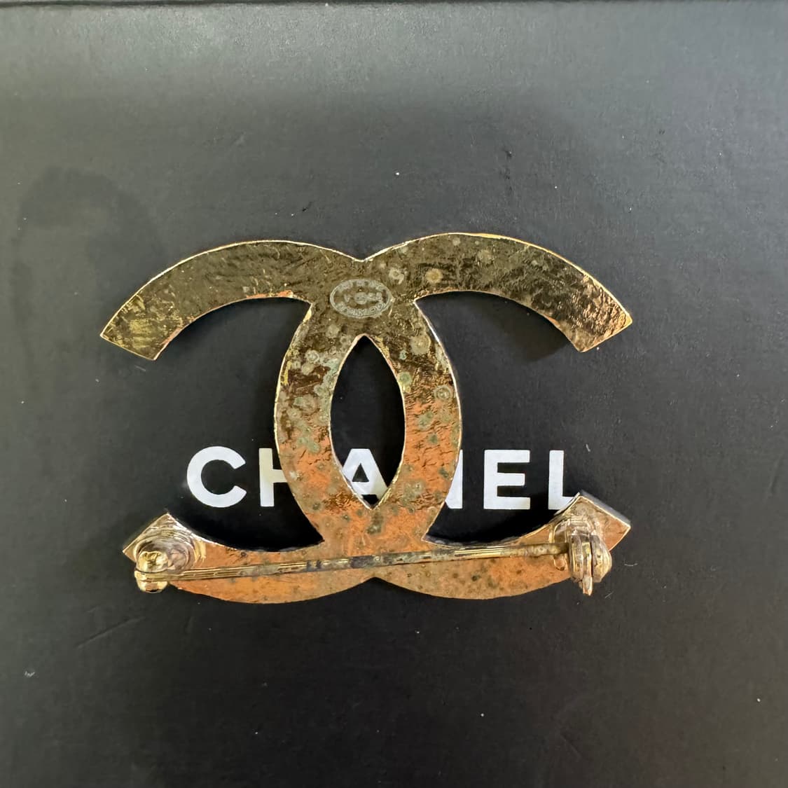 샤넬 cc로고 퀼팅 브로치 상품이미지2