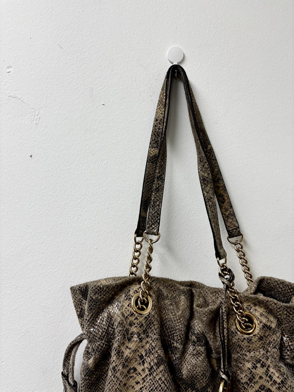 “Michael Kors” 00’s Mood Python Bag 상품이미지4