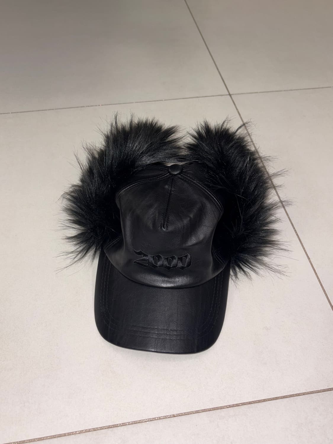 2000아카이브 퍼 이어플랩 레더 블랙  상품이미지1