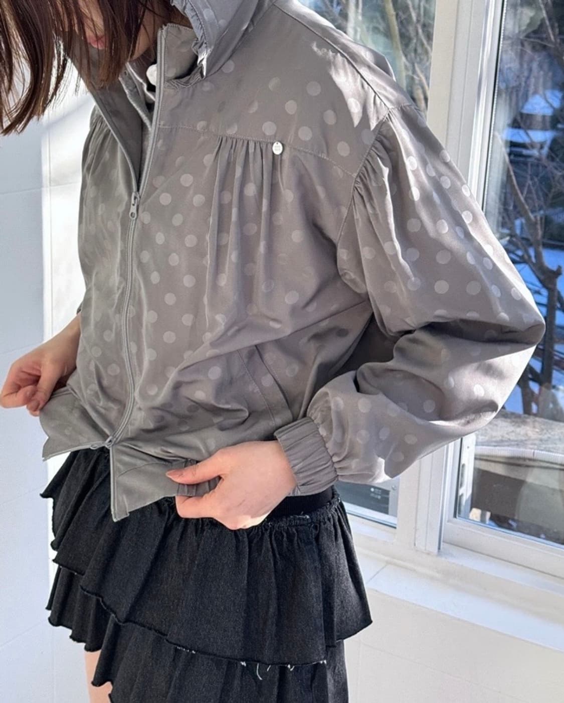 (새상품)론론-GREY DOT PENDANT FRILL HOODIE 상품이미지3