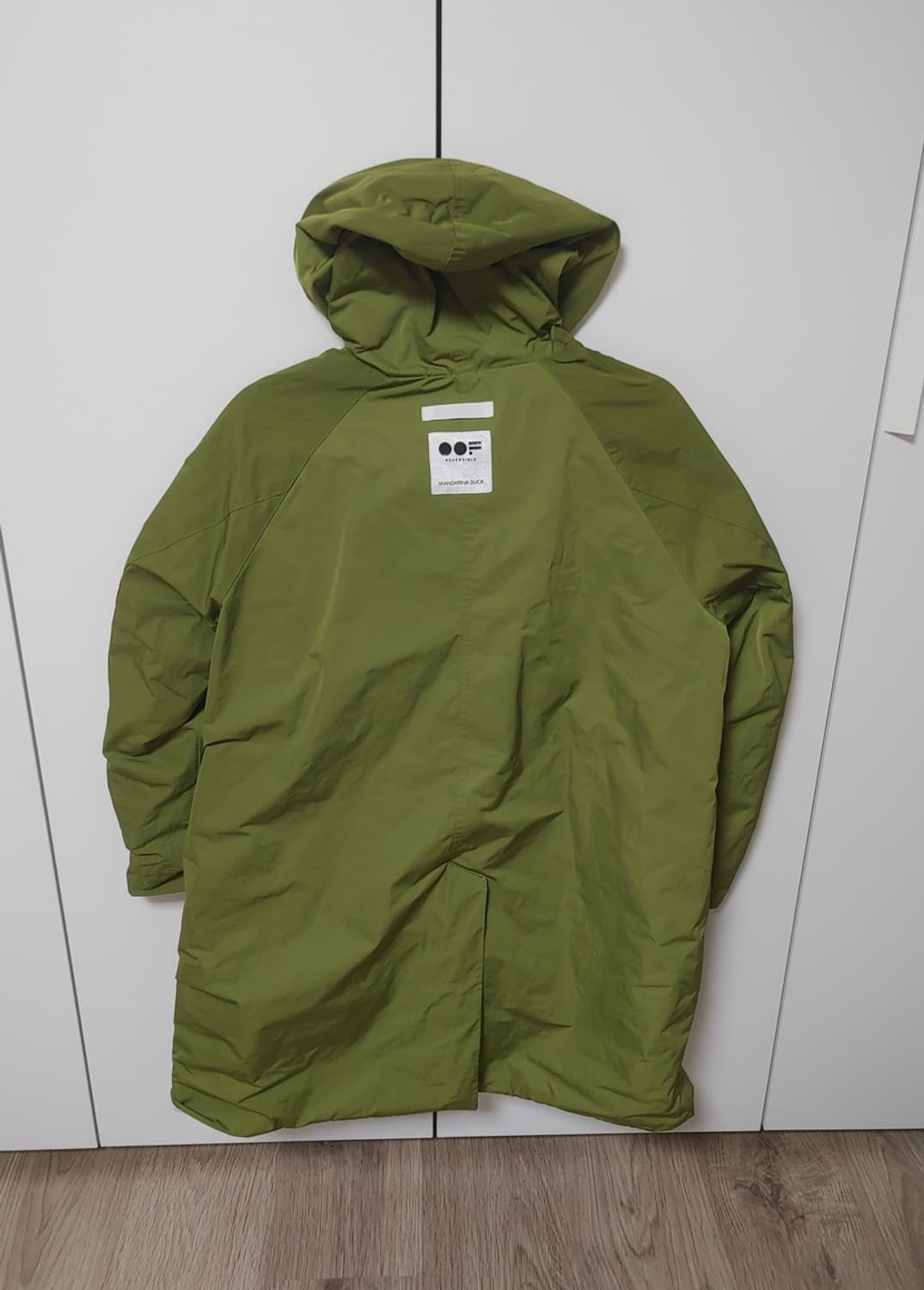 만다리나덕   리버시블 그린 /화이트  자켓 상품이미지3