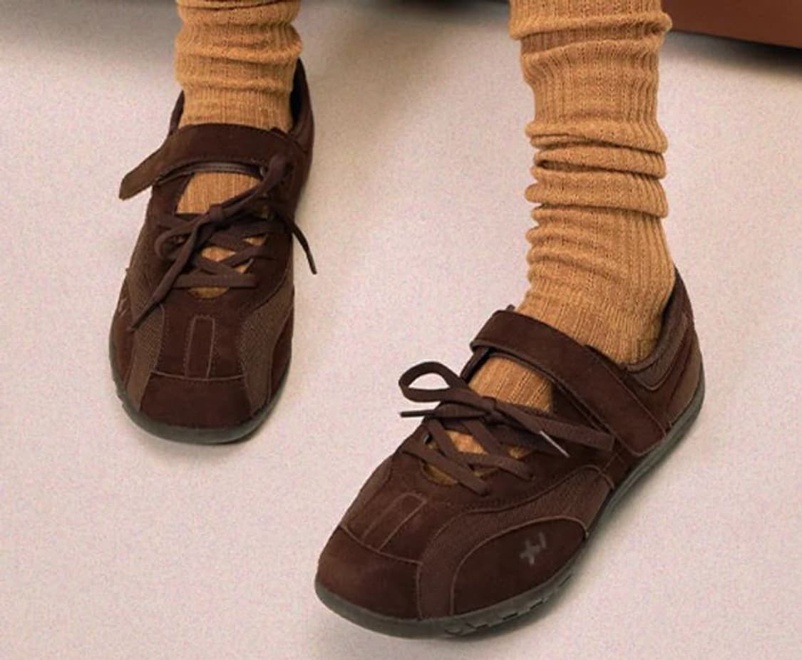 오찌 로마리 스웨이드 레이스업 스니커즈 브라운 상품이미지2