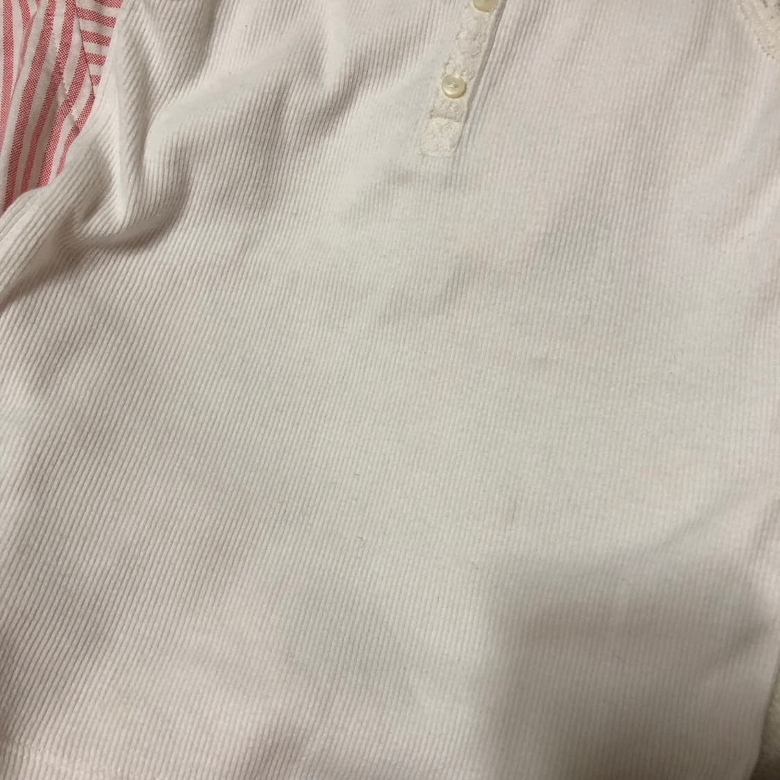 아베크롬비 화이트 헨리넥 슬리브나시 상품이미지3