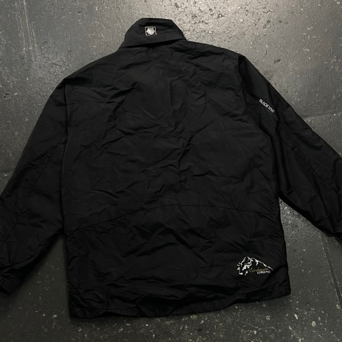 100 블랙야크 바람막이 상품이미지5