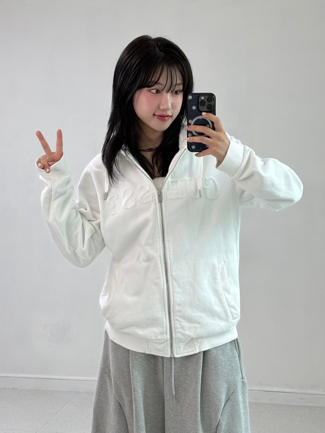 게스 화이트 후드집업 상품이미지2