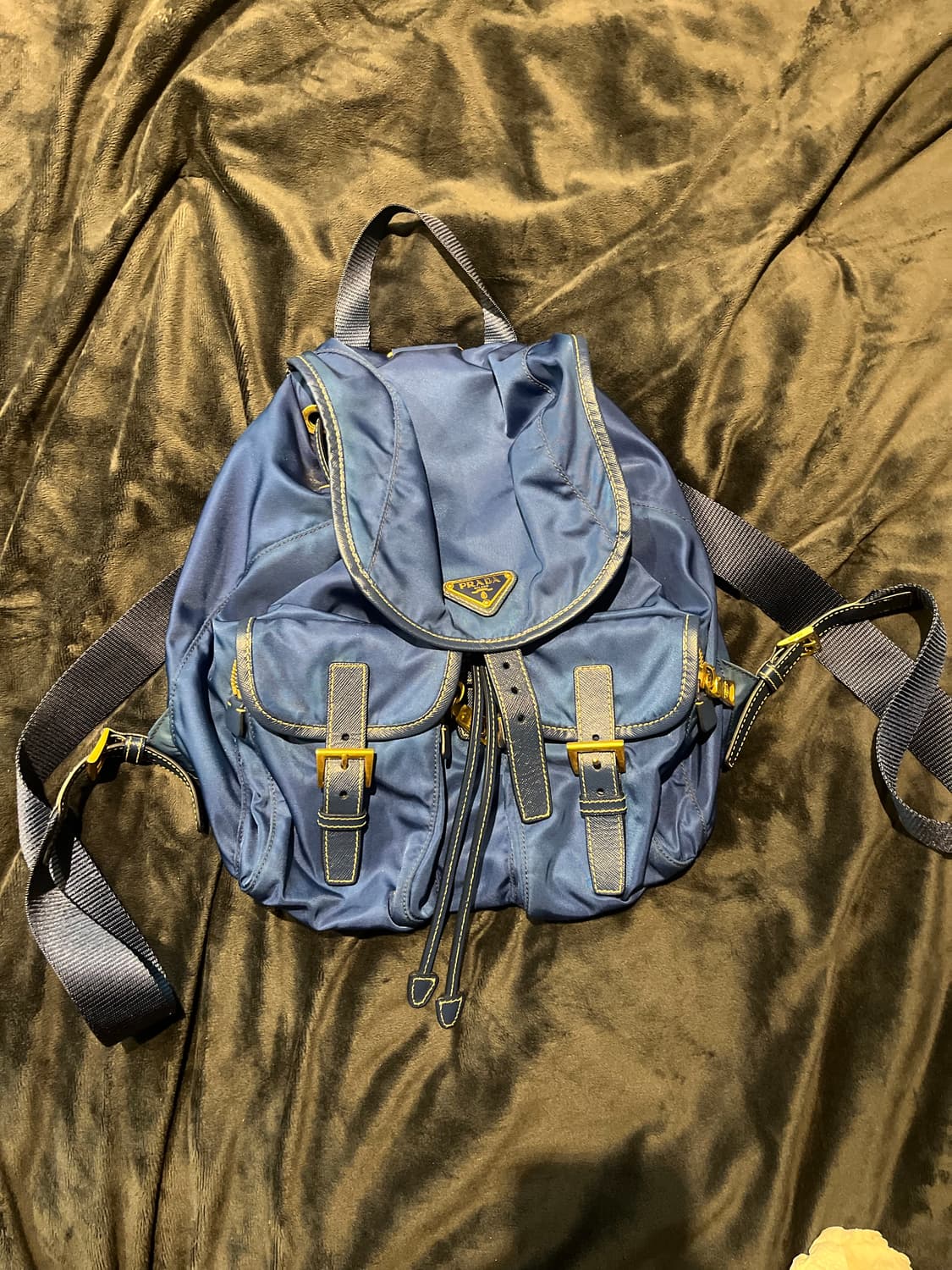 프라다 나일론 백팩 네이비 백화점 구매 정품 상품이미지1