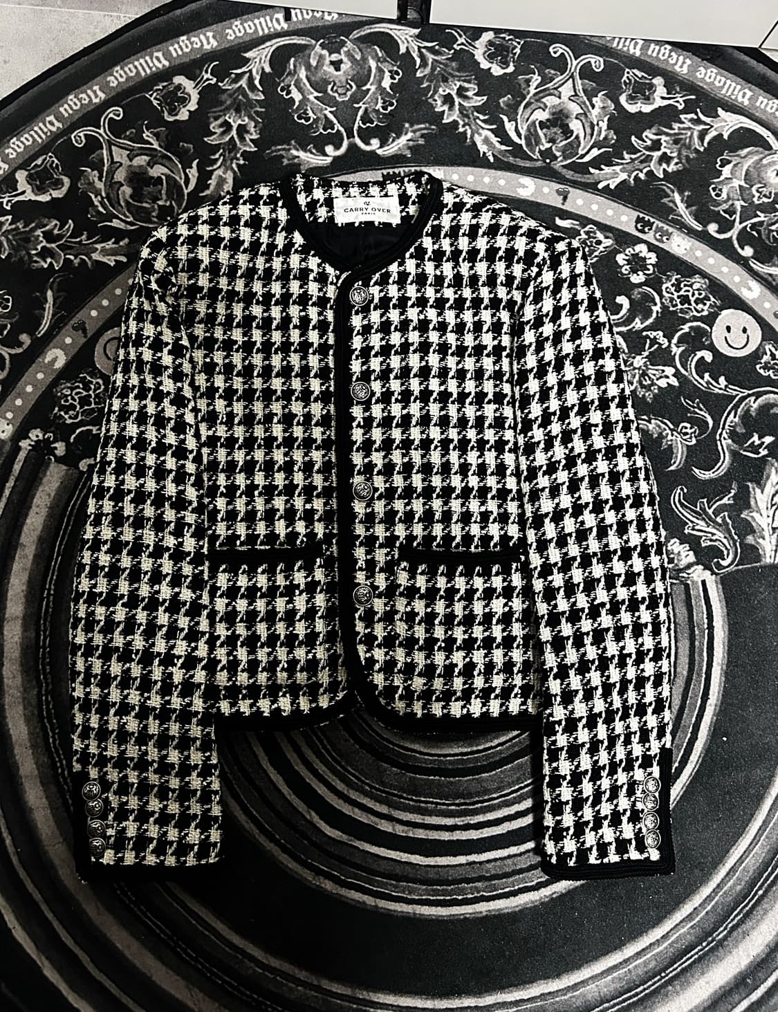 캐리오버 24fw트위드 자켓 상품이미지1