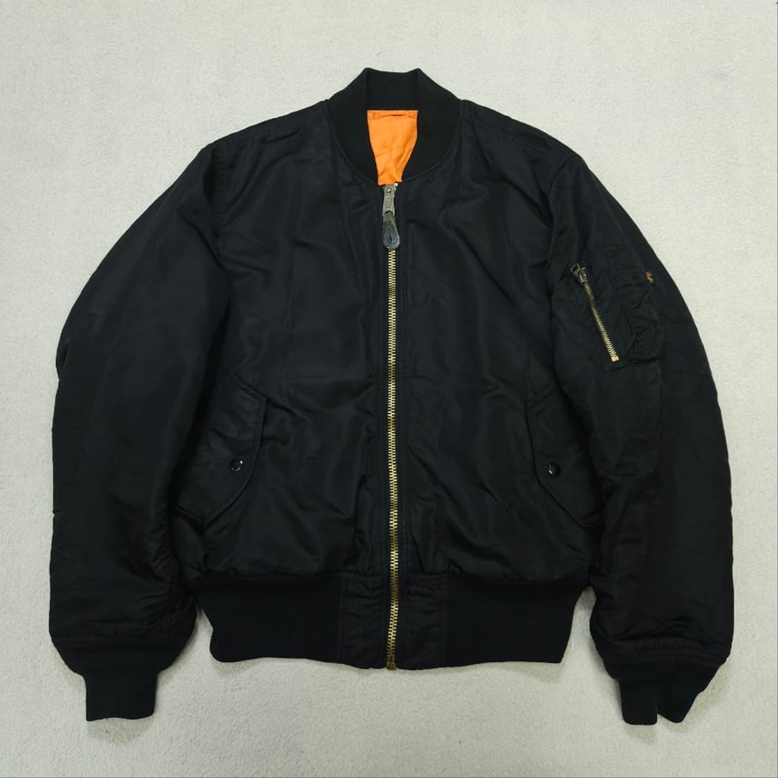 알파인더스트리 Ma-1 블랙 상품이미지1