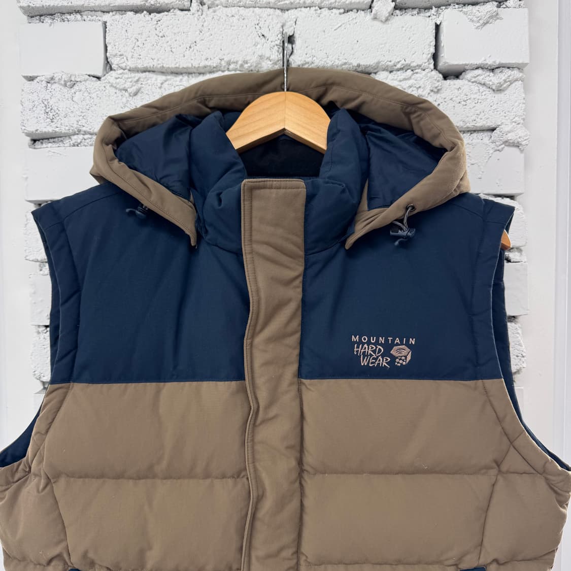 마운틴하드웨어 조끼 패딩 상품이미지2