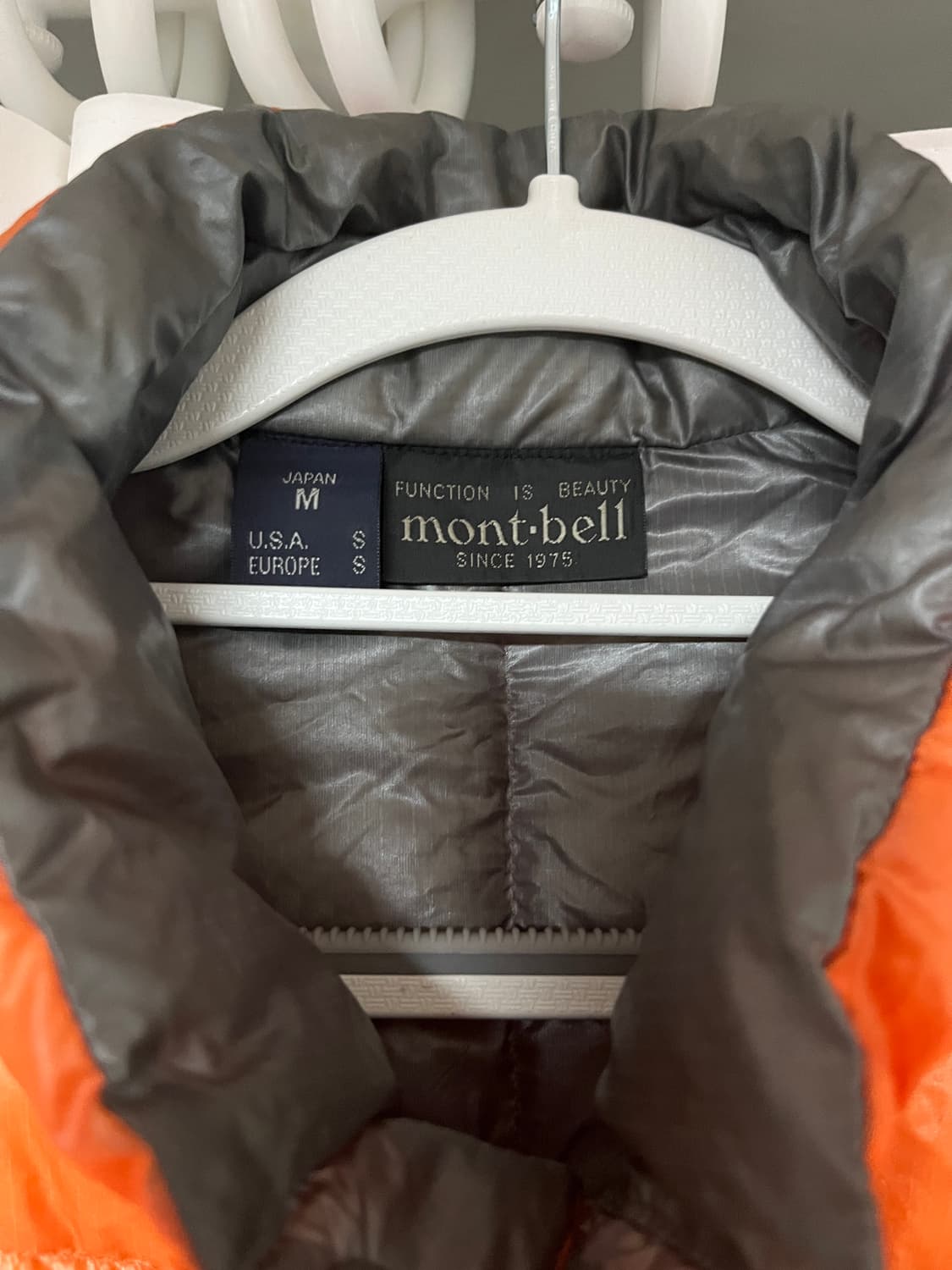 몽벨 경량패딩 상품이미지2