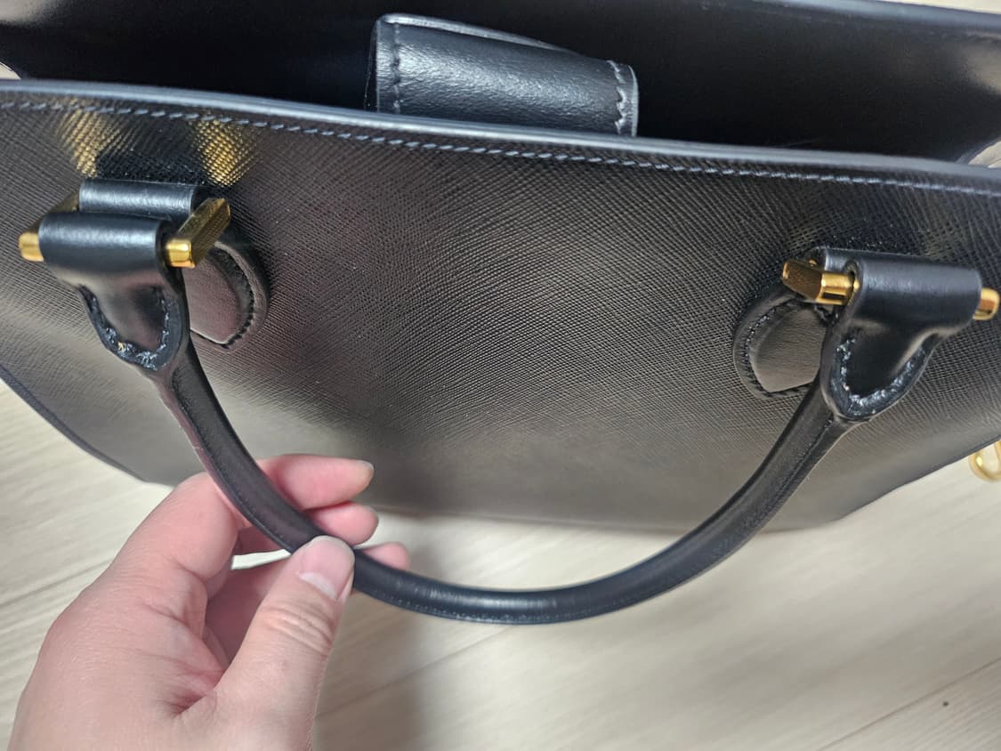 프라다 사피아노 블랙 토트백 + 스트랩 상품이미지8