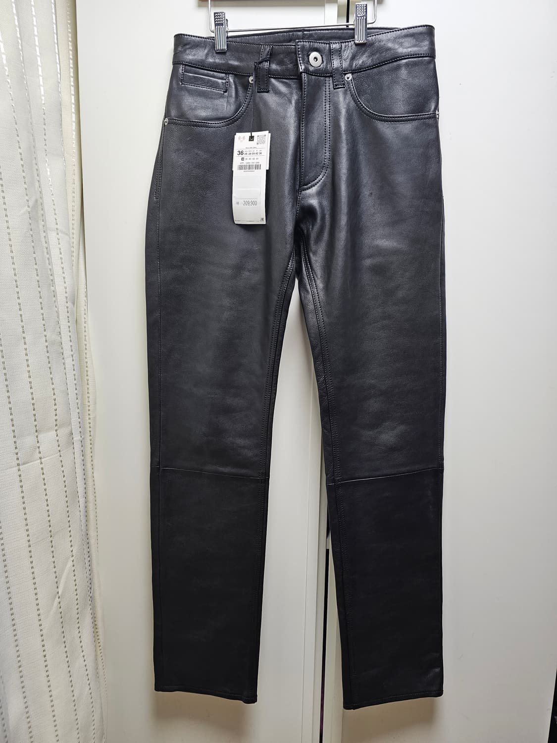 새상품 자라 양가죽 블랙 바지(29사이즈/남녀공용) 상품이미지1