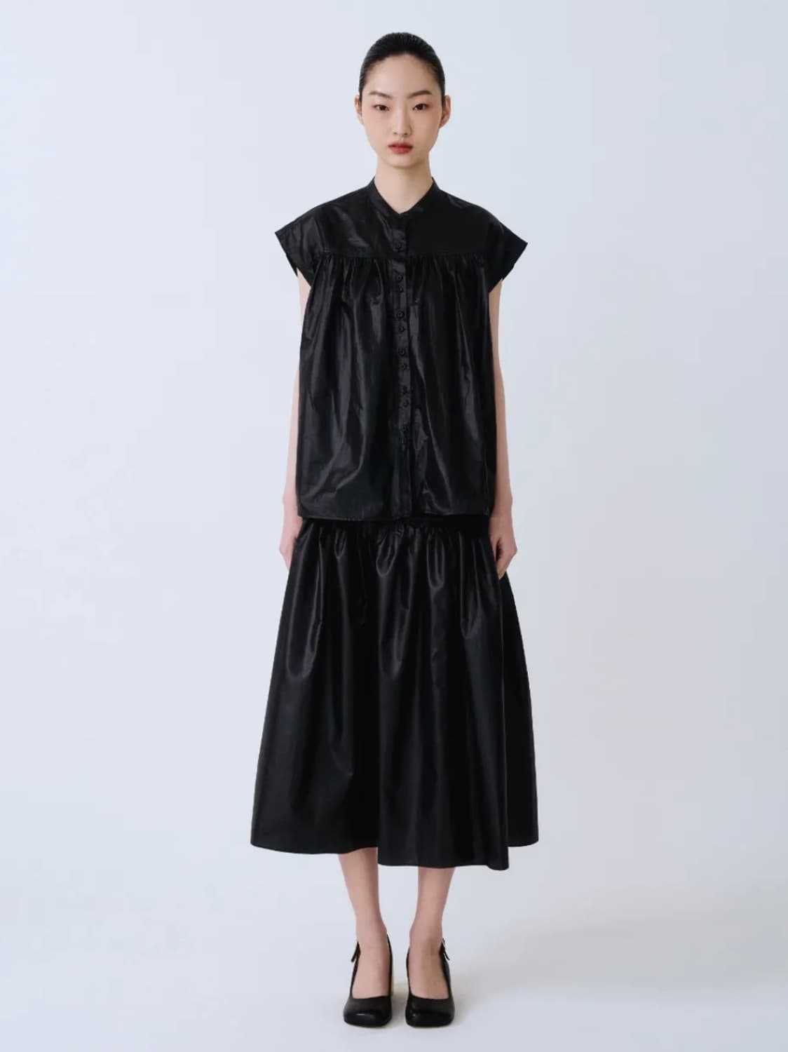 Glossy button wrap skirt 상품이미지1