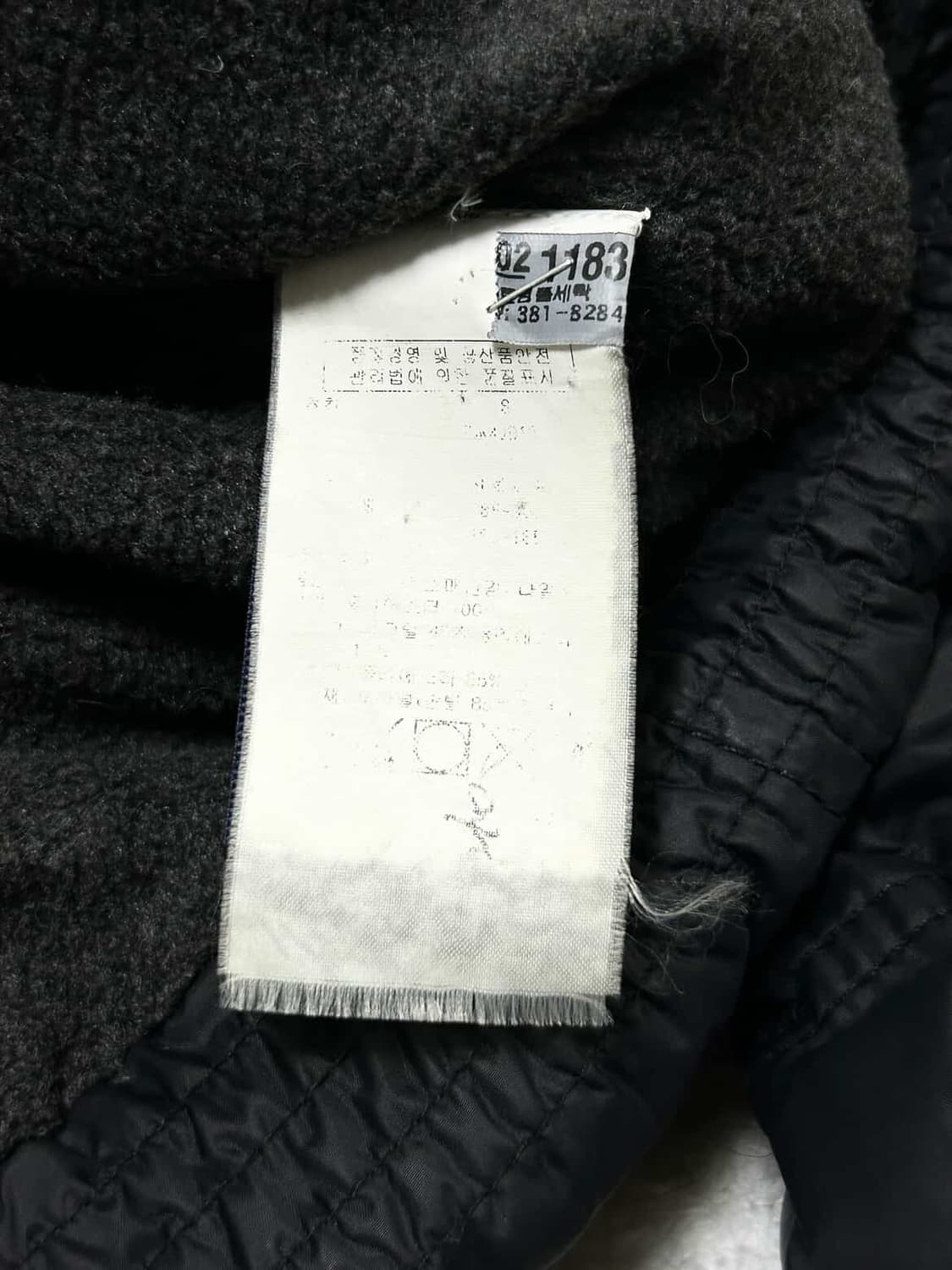 타미힐피거 미니로고 블랙 덕다운 울프죠 패딩 상품이미지8