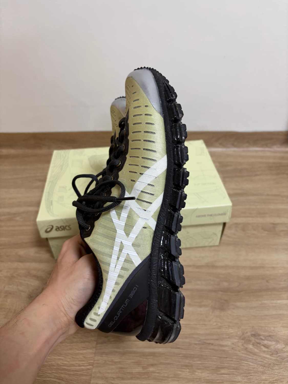 [270]아식스 어보브 더 클라우즈 젤퀀텀 360 상품이미지3